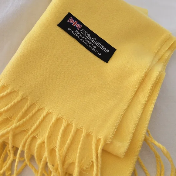 NWOT 100% Cashmere Scarf Scotland Woolen Mills Yellow 12"W x 72"L - Picture 6 of 6
